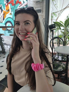 Kiera Fitbit Versa 3 & Fitbit Sense Scrunchie Band