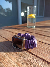 Load image into Gallery viewer, Heidi Samsung &amp; Garmin Scrunchie Band
